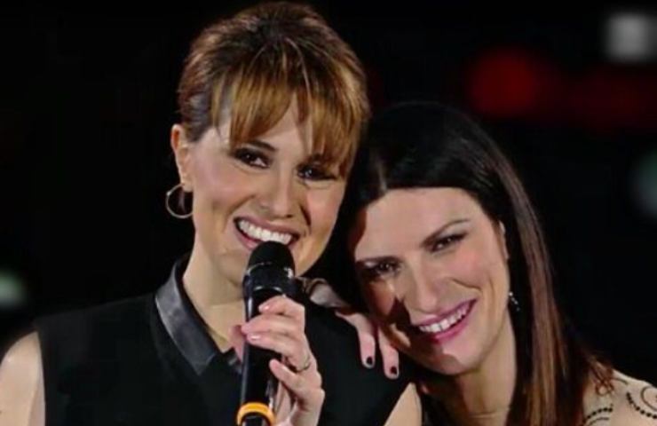 Paola Cortellesi e Laura Pausini