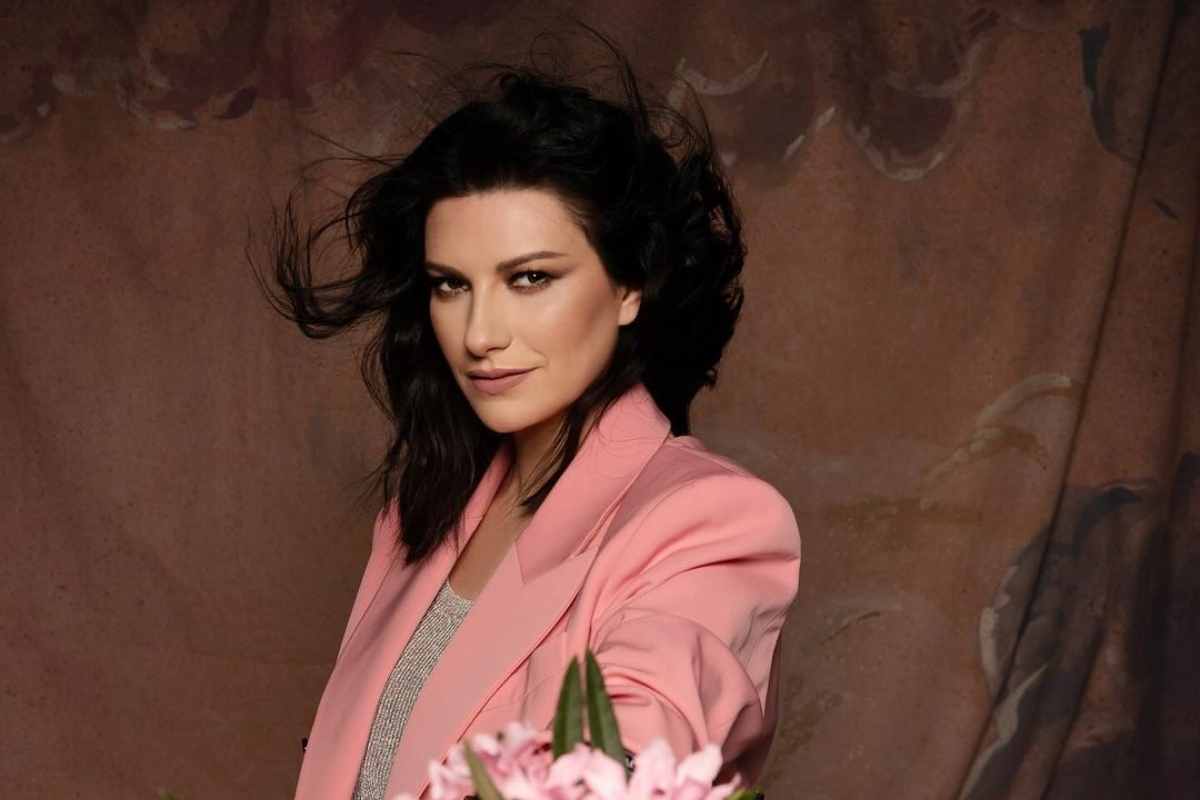 La confessione di Laura Pausini a Domenica In: Ho un problema al